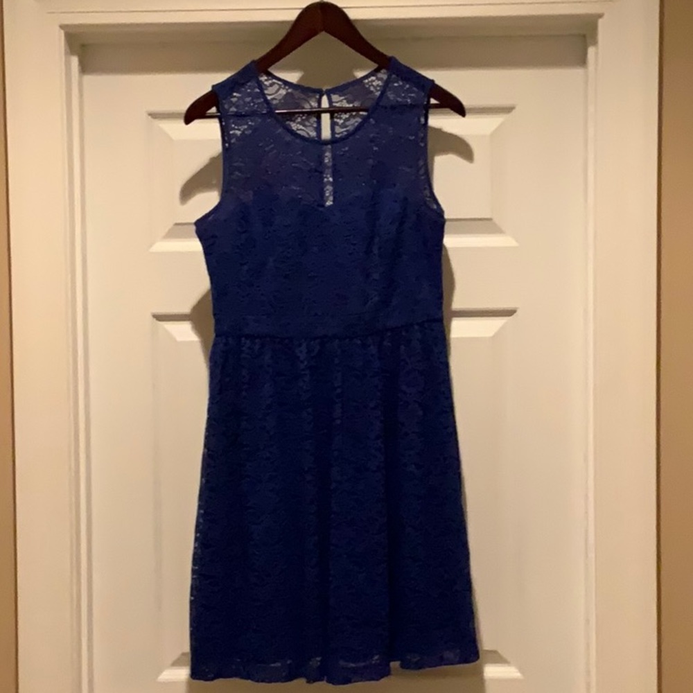 Beautiful Jessica Simpson Lace Dress